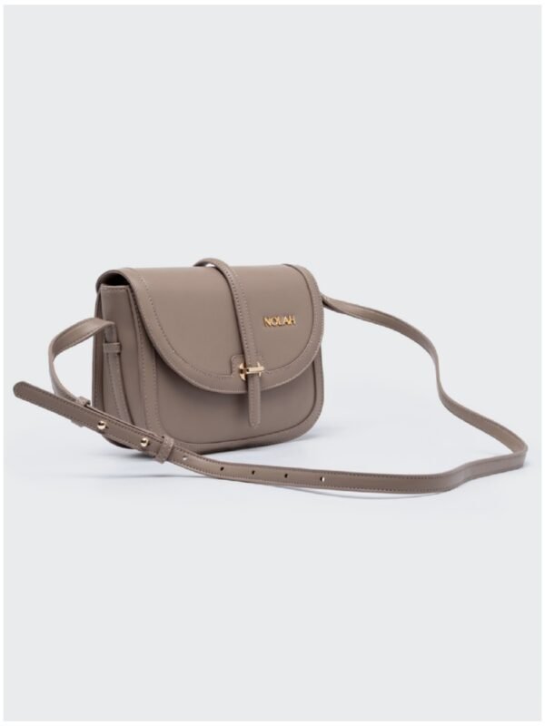 Byron Taupe 1
