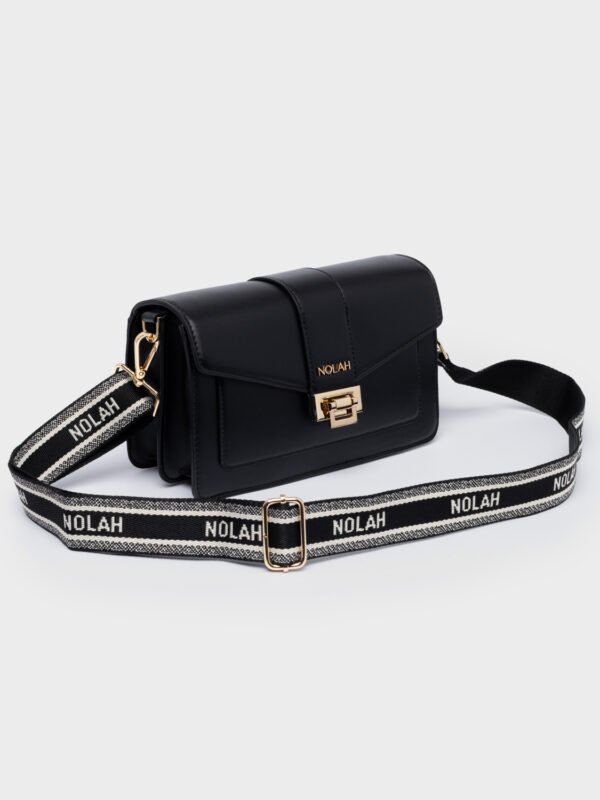 Danny Black Light Gold 1